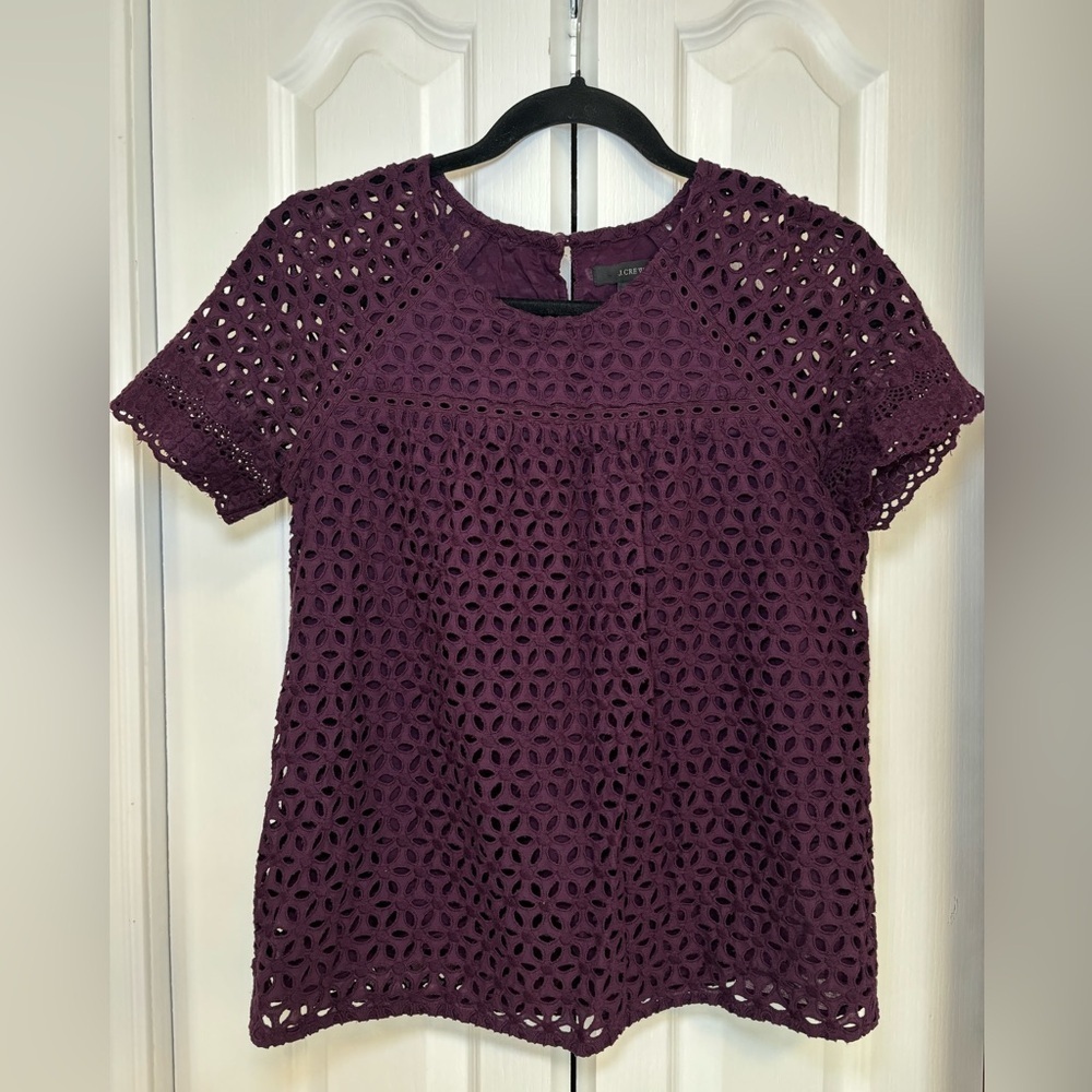 J.Crew - Chic Rich Luxurious Women’s Round Neck Embroidered Blouse in Size 4